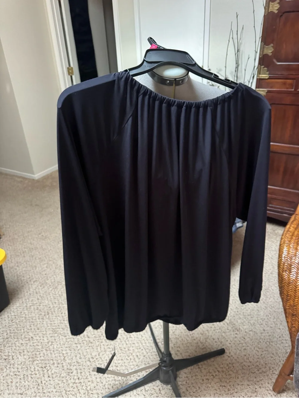 Michael Kors Women's Black Blouse Size 2X Throat Closure